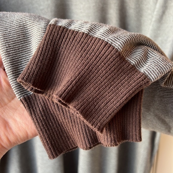 𝅺banana REPUBLIC Brown Striped Cotton V Neck Sweater Size XL - Picture 5 of 8